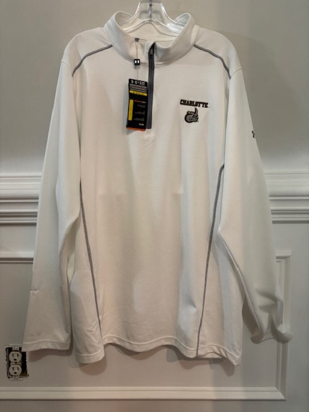 Under Armour Quarter Zip Mens XXL Charlotte 49ers Pullover 2XL NWT